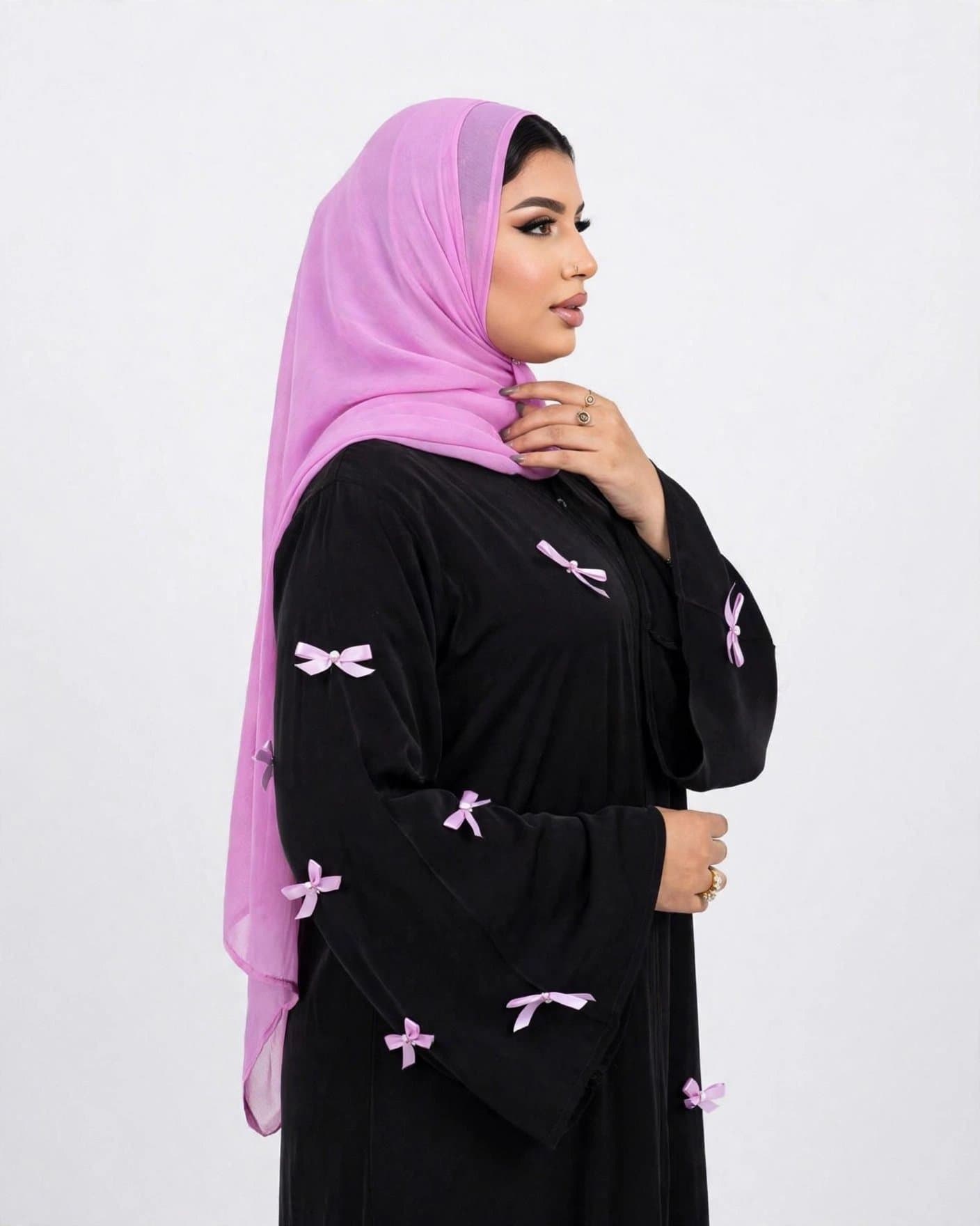 عباية فيونكات - بينك