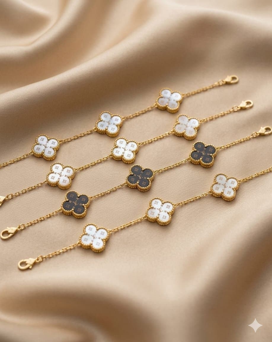 انسيال وردة فانكليف LV - LV Clover Bracelet 