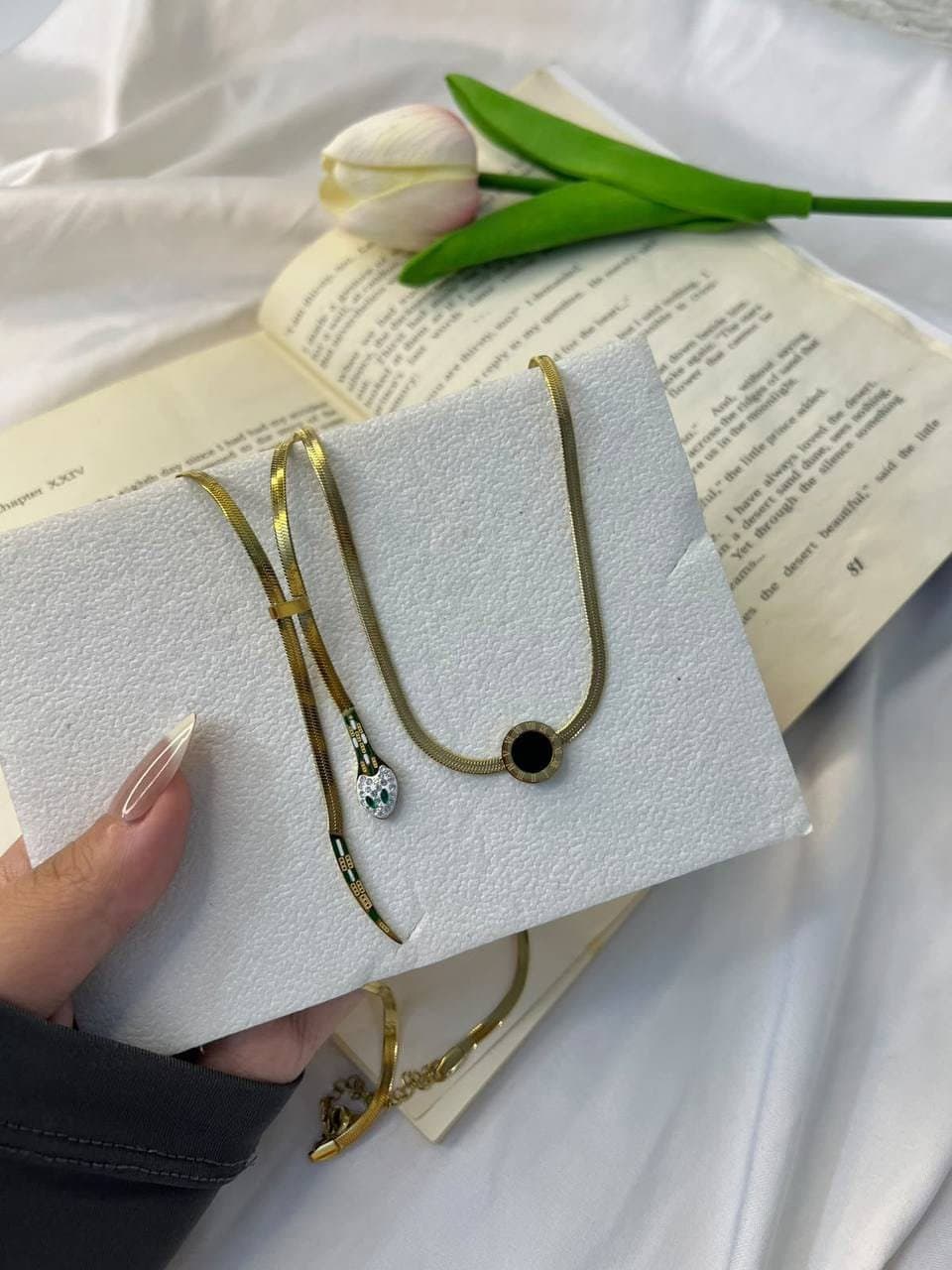 طقم 2 سلسلة تعبان وحجر اسود 